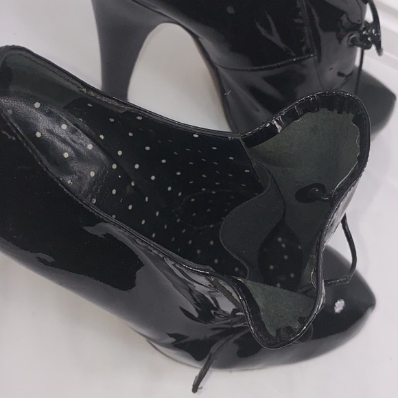 Moschino Sz 36.5 Black Patent Leather Heel Oxfords - Picture 8 of 15